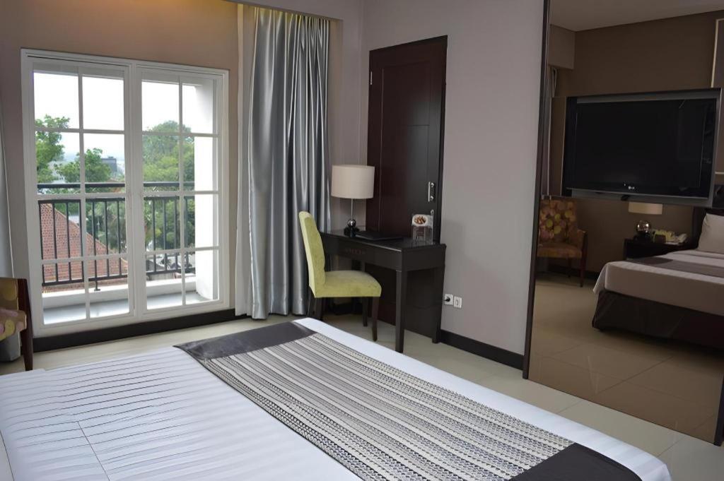 The Mirah Hotel Bogor Zewnętrze zdjęcie