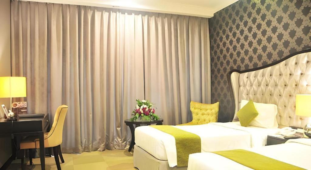 The Mirah Hotel Bogor Zewnętrze zdjęcie