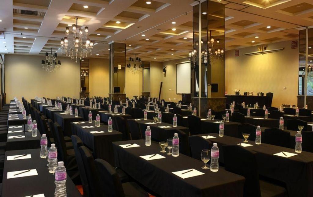 The Mirah Hotel Bogor Zewnętrze zdjęcie