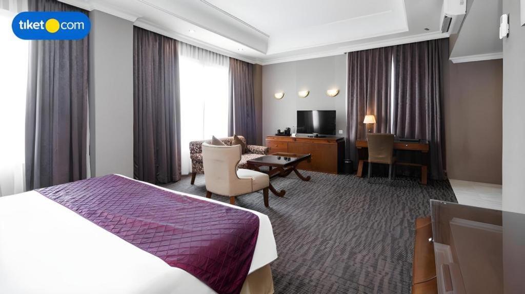 The Mirah Hotel Bogor Zewnętrze zdjęcie